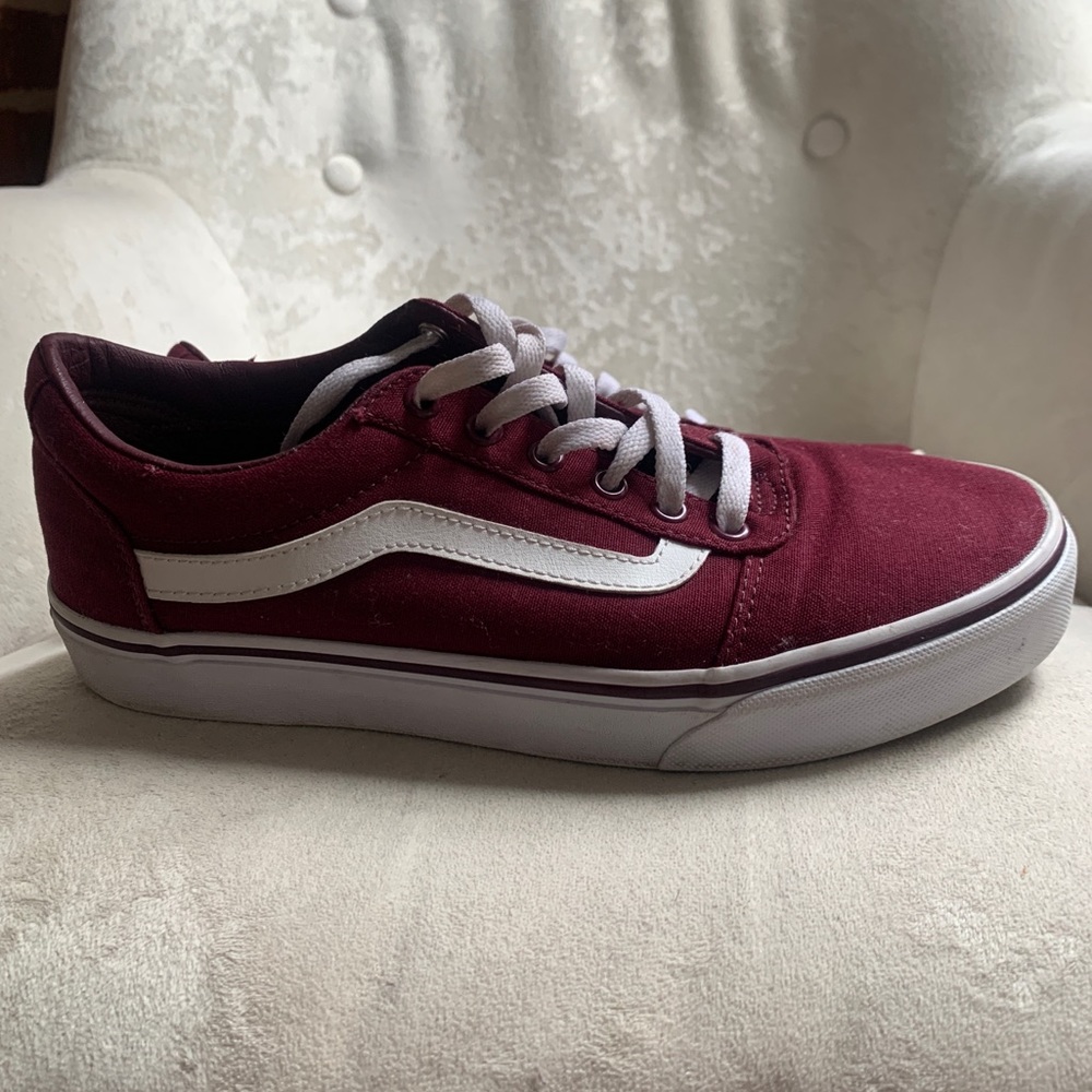 Old skool Vans maroon